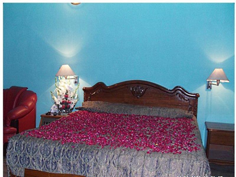 Sarao Hotel Mohali Exterior photo
